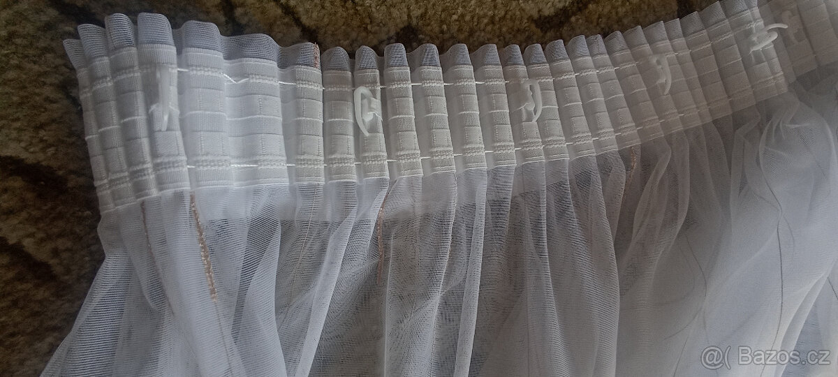 Záclony a kolejnicové garnyže - 8