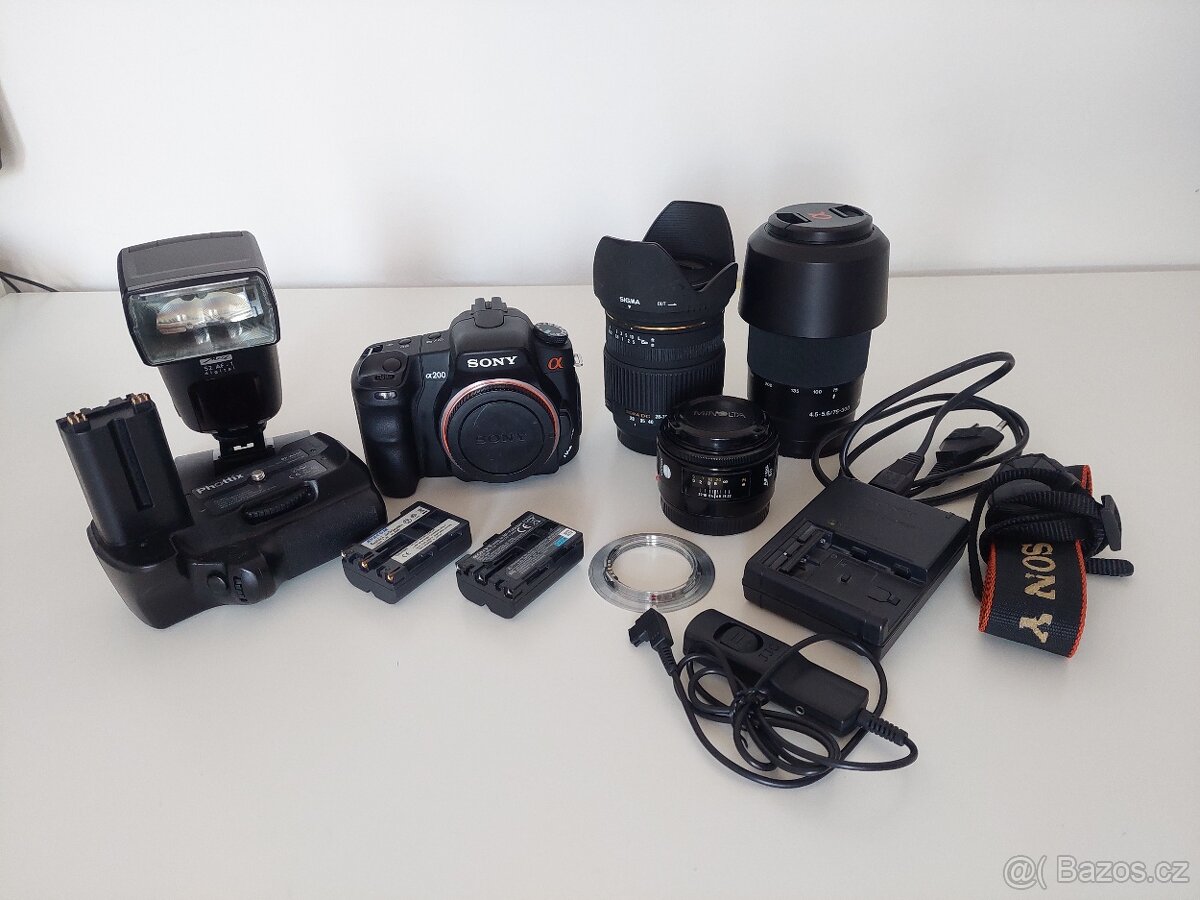 Sony A200, battery grip, příslušenství - 8