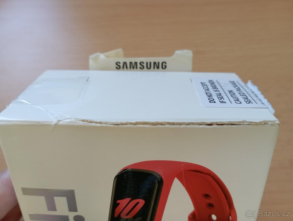 Chytré hodinky Samsung Galaxy Fit2 - 8