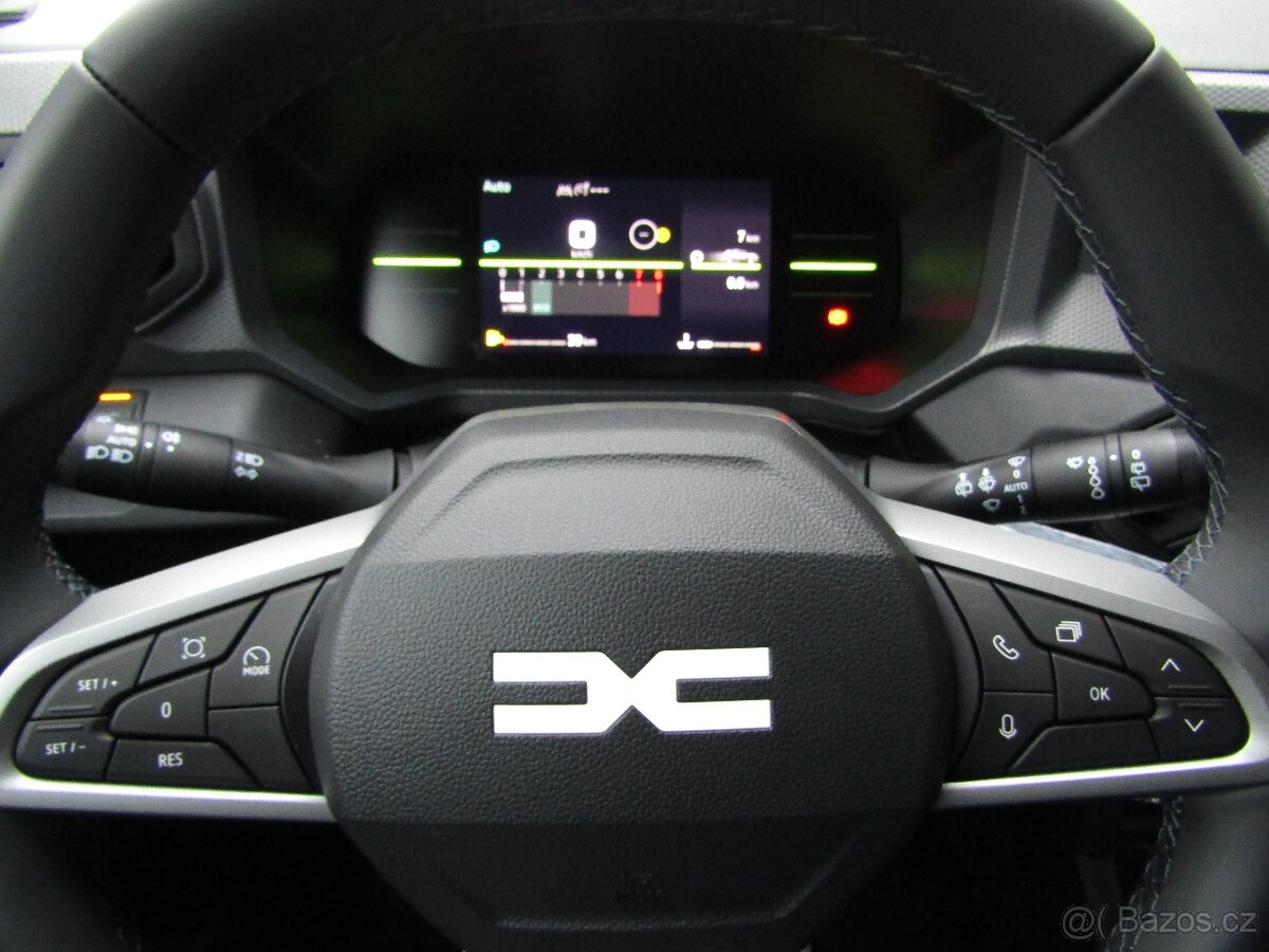 Dacia Duster III 1,2 TCe 96 kW/130k Expression 4x4 - 8