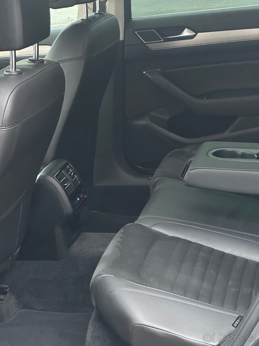 Volkswagen Passat B8 - 8