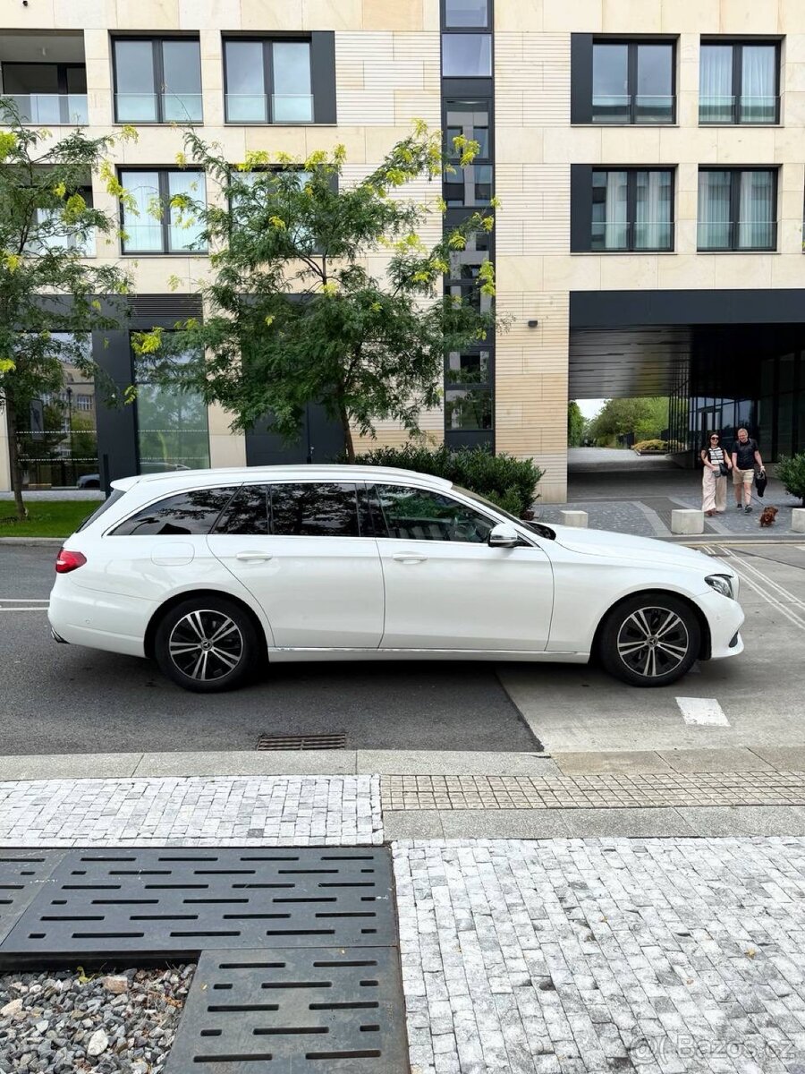 Mercedes Benz E200d 2019 - 8