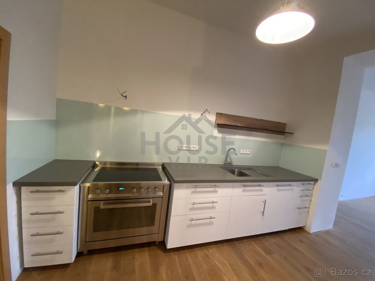 Rekostruovaný byt 3+kk 71 m², Praha - Vinohrady, ev.č. 01134 - 8