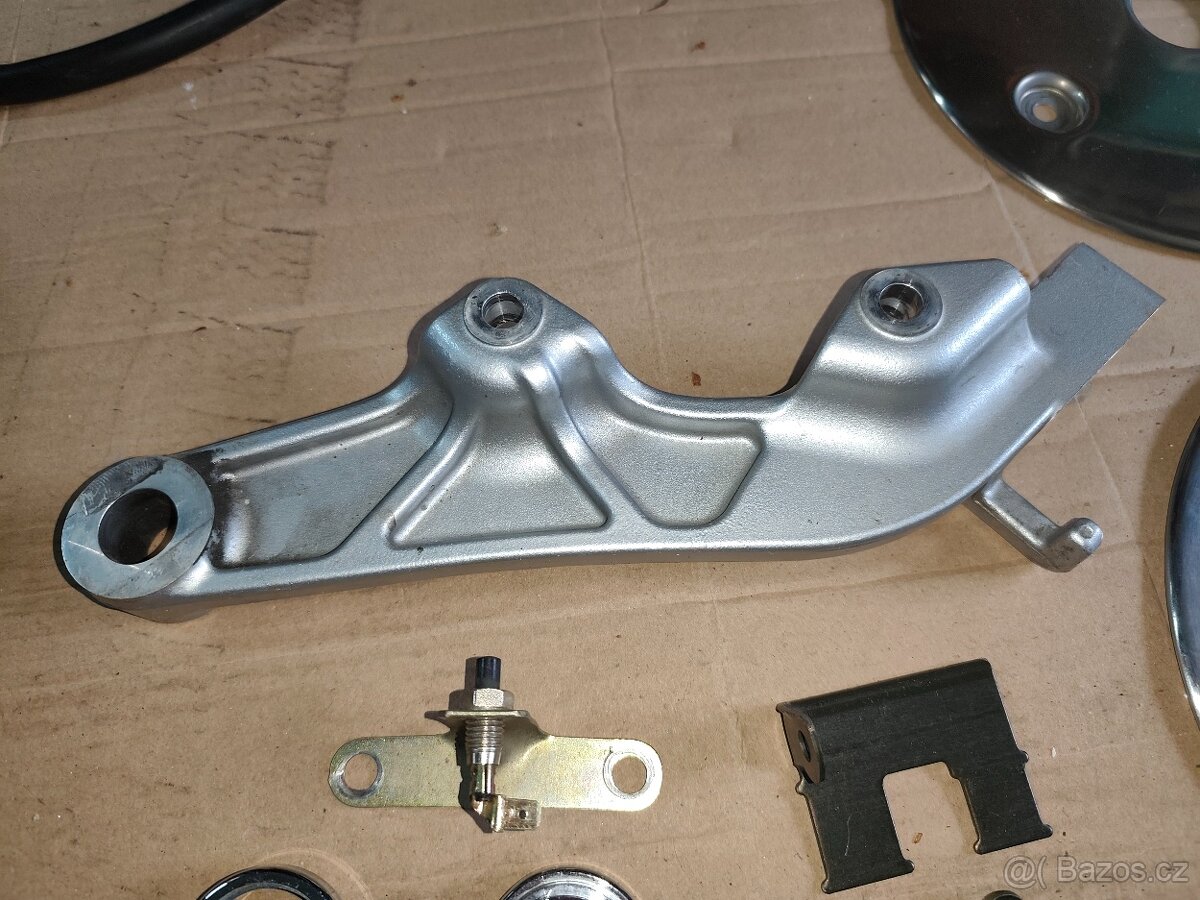 Díly na XV 1600 Wild Star - 8