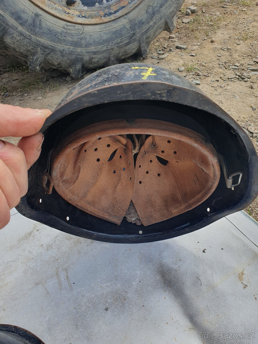 hasičské přilby, helmy - 8