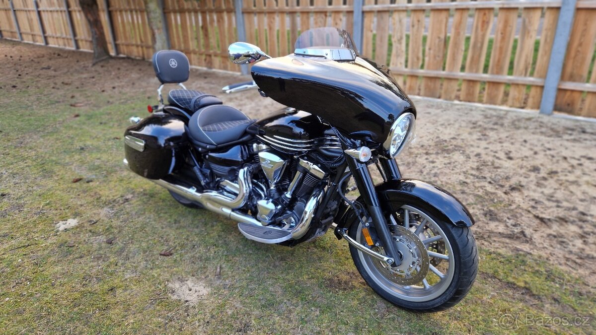 YAMAHA XV 1900 DELUXE 2011 - 8