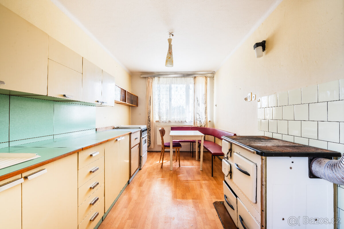 Rodinný dům / chalupa v Uhřínově - 8