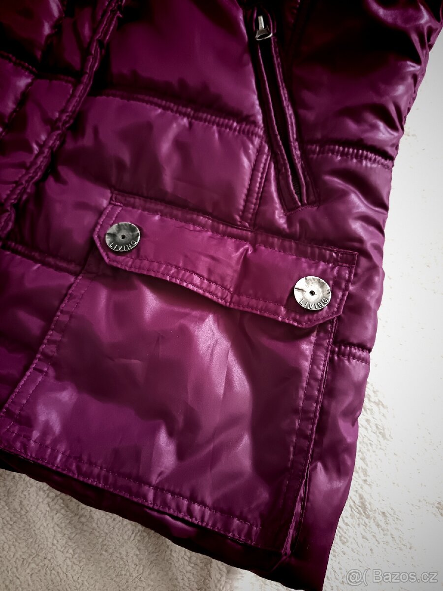 Dámská prošívaná vesta vel. M - 8