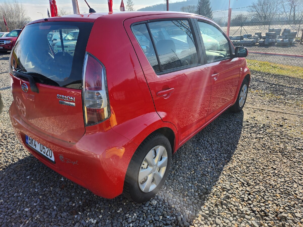 Daihatsu Sirion 1.0i 51 kW - 8