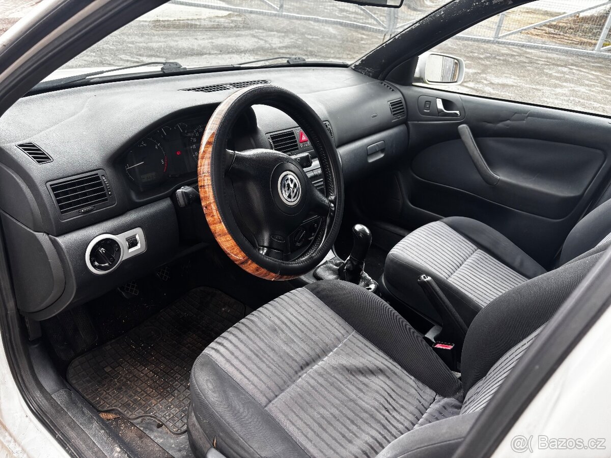 Škoda octavia 1 combi 1.9tdi 66kw díly z vozu - 8