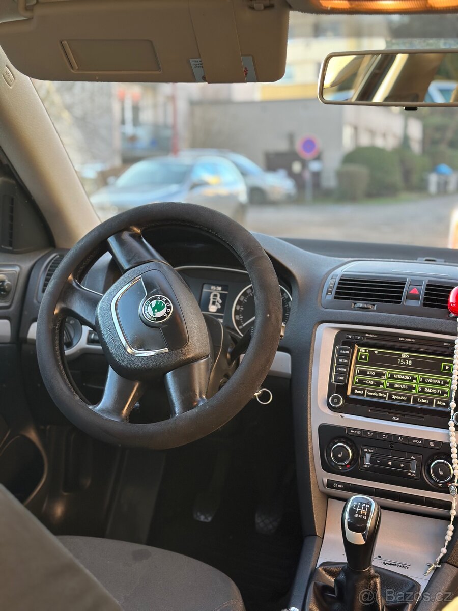 Skoda Octavia II - 8