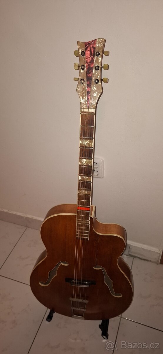 Kytara Nemecka gibsonka - 8