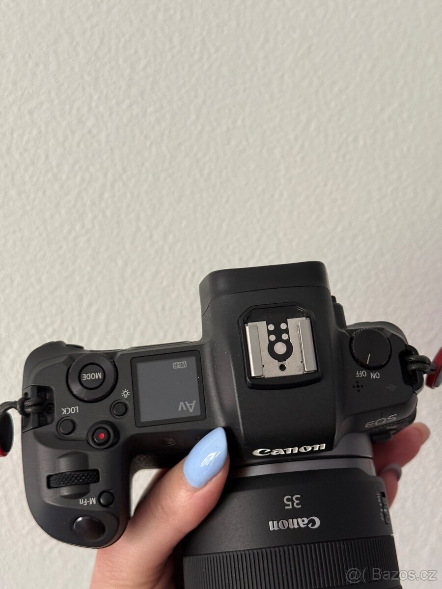 Canon EOS R - 8