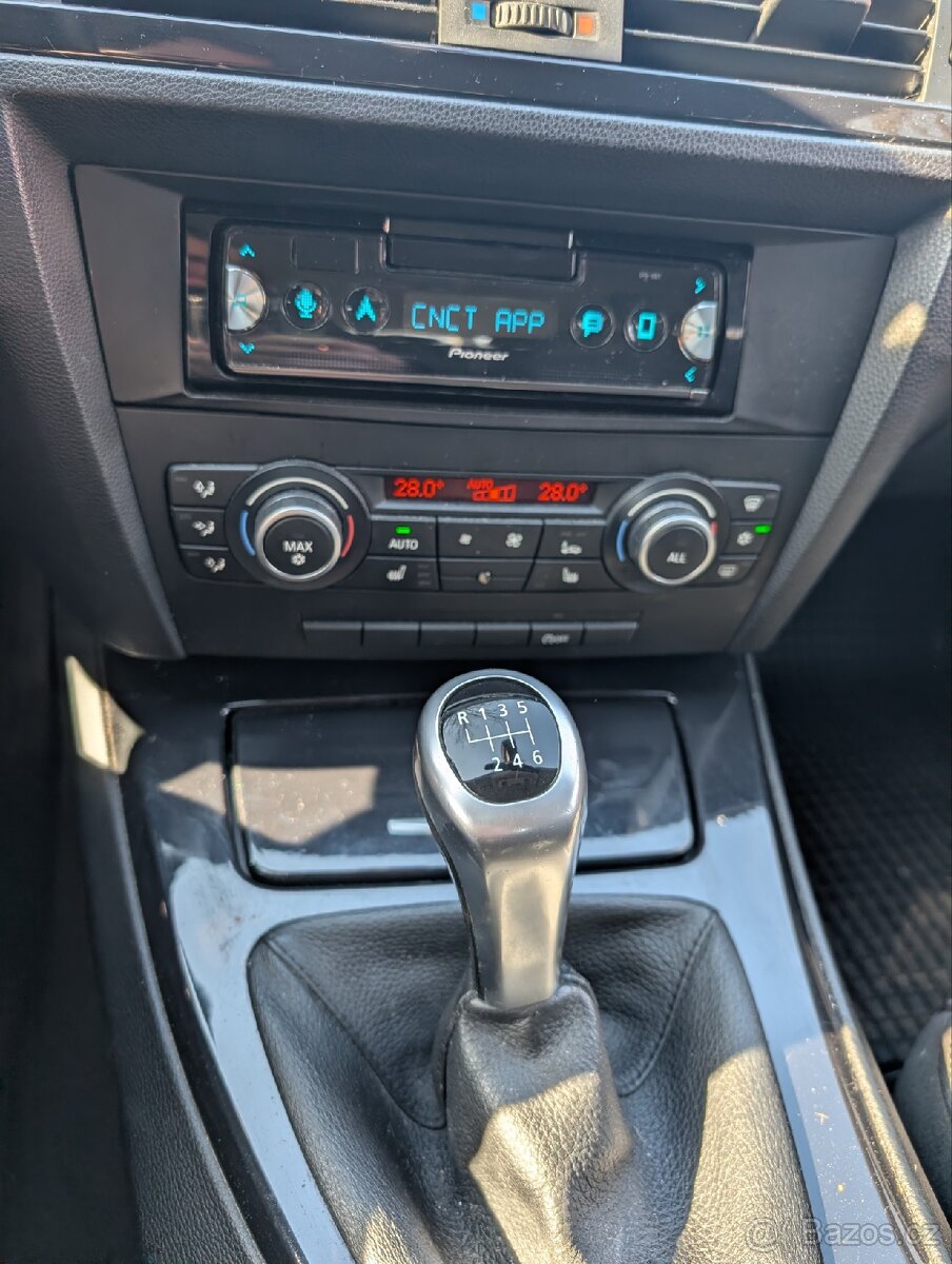 Bmw E91 318i manual 2012 - 8