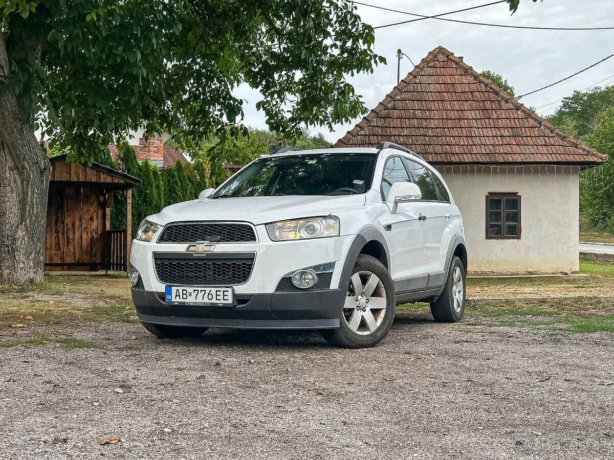 Chevrolet Captiva 2.2 D LS - 8
