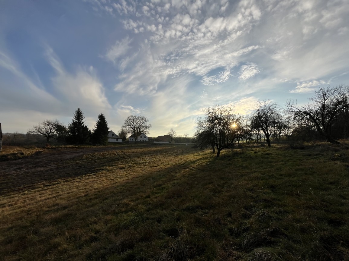 Stavební pozemek (1 091 m², Radnice - Svatá Barbora) - 8