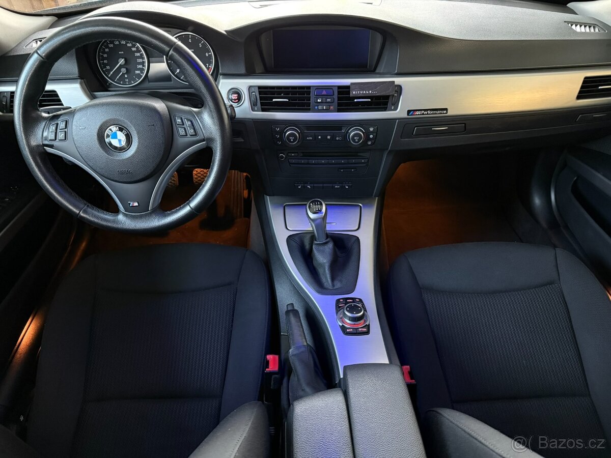 BMW Řada 3, 320i 2.0 125 kW - 8
