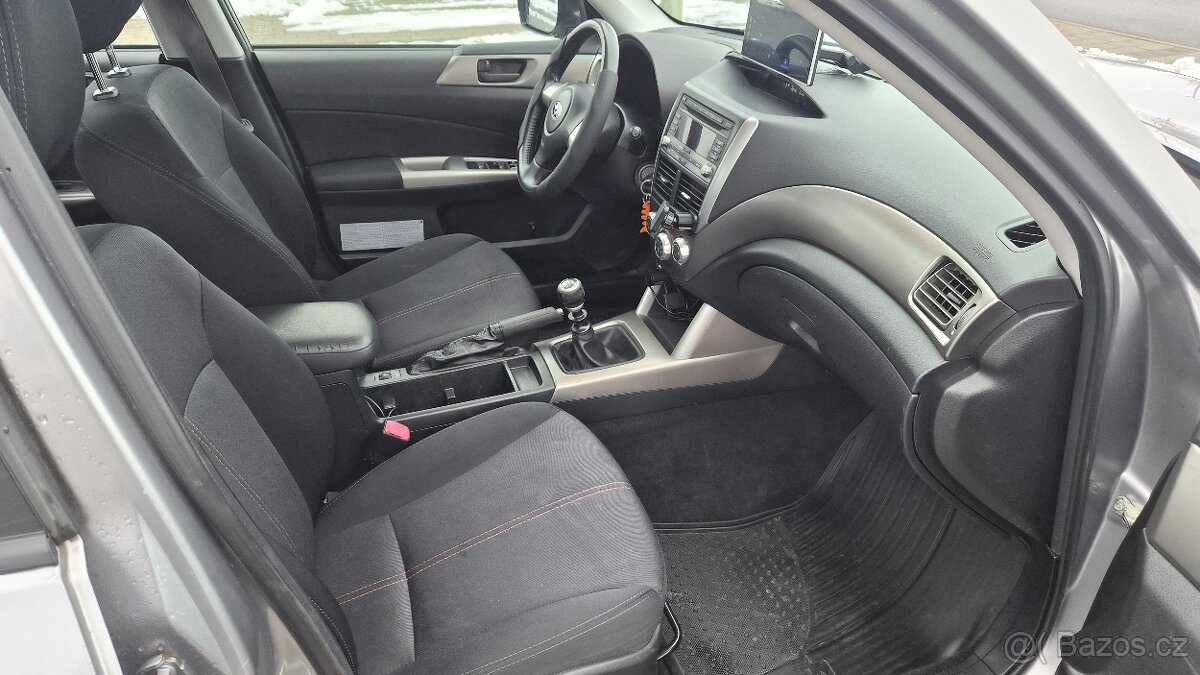 Subaru Forester 2.0 D 4x4 ▪︎ jen 157tis.km - 8