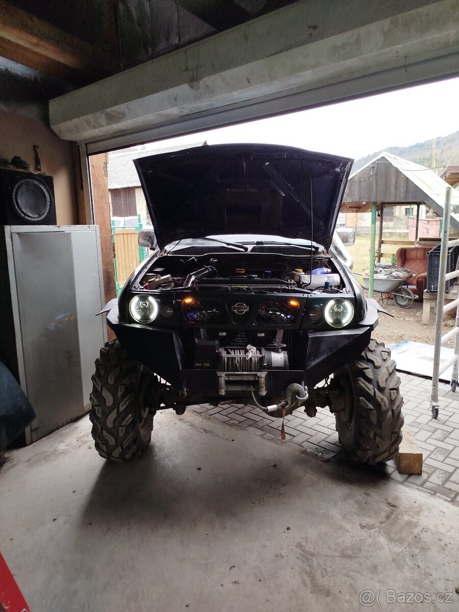 Nissan Terrano 2 - 8