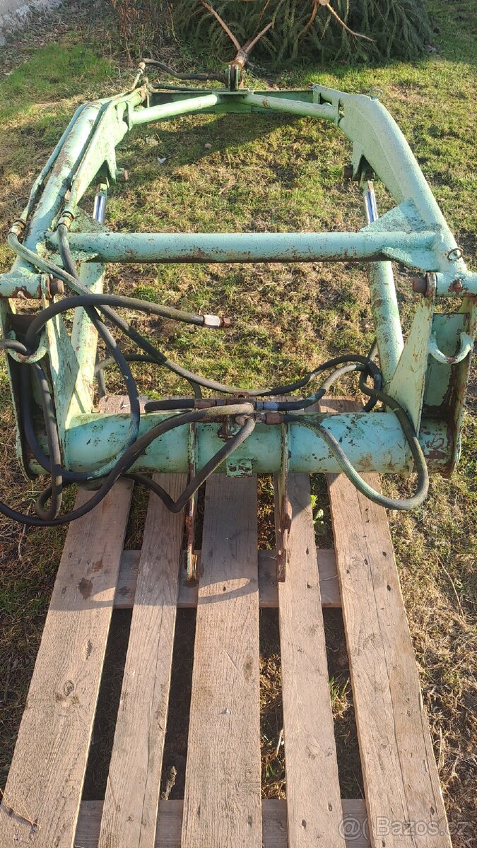 Prodám na Rs09 čelní nakladač - 8