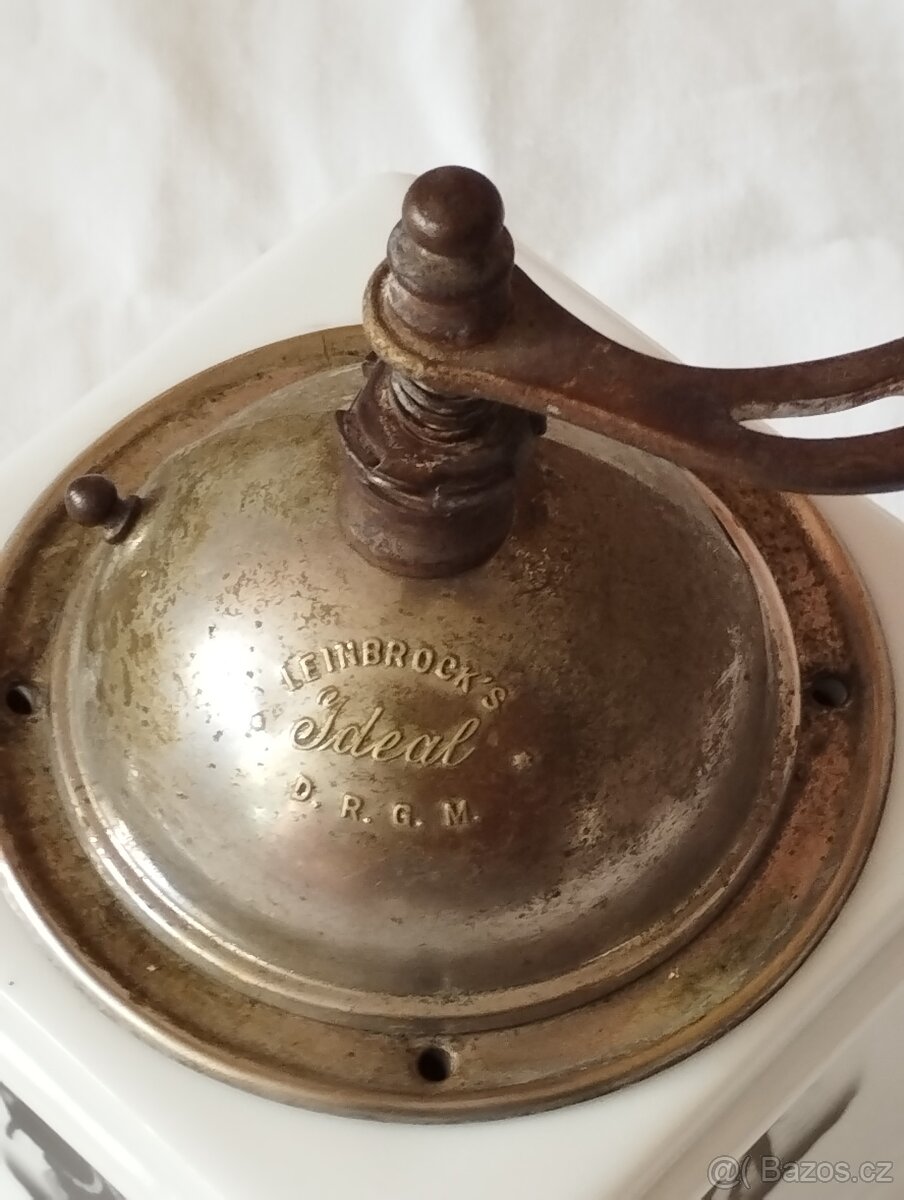 Starý porcelánový mlýnek LEINBROCK S - 8