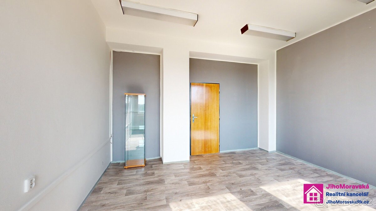 Pronájem kanceláře 19 m² Velké Bílovice, ev.č. 00158 - 8