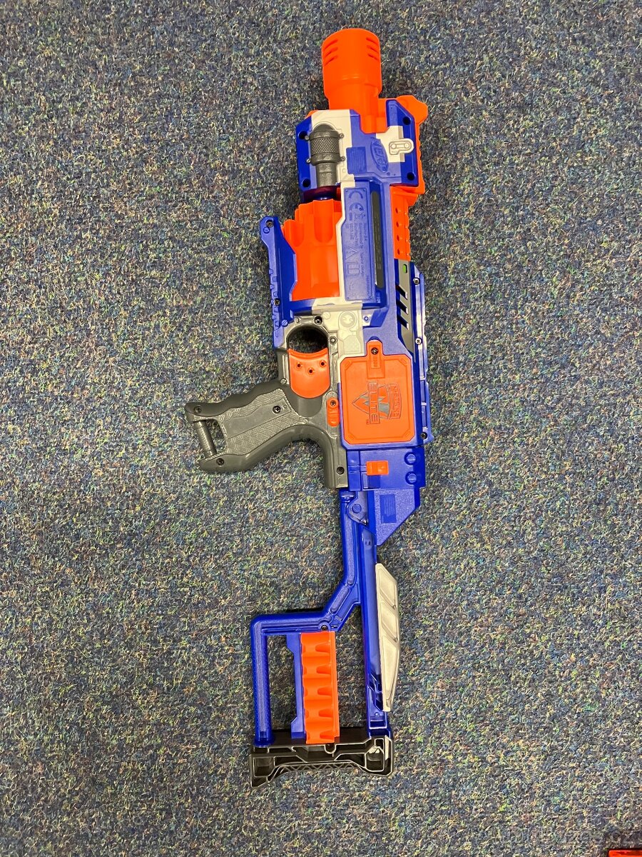 Sada zbraní NERF - 8