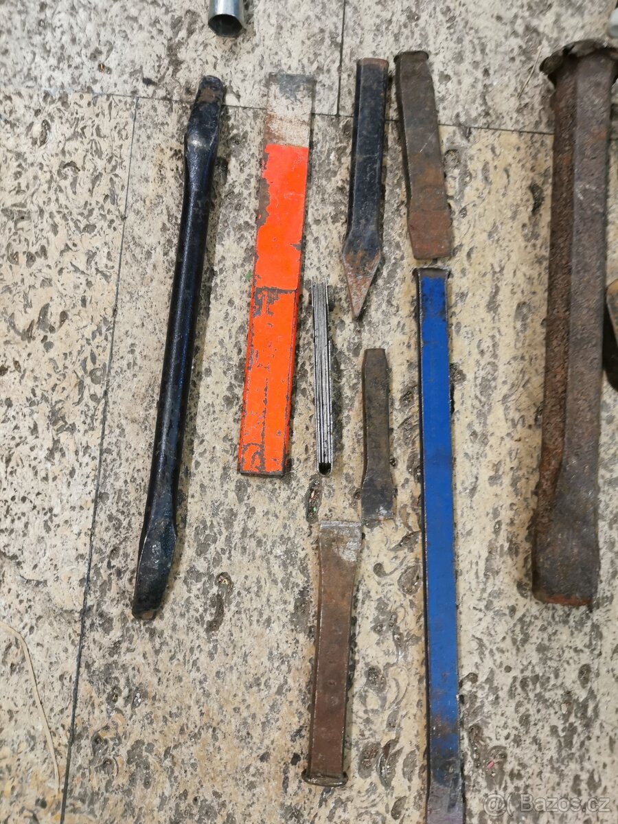 Staré nářadí. - 8