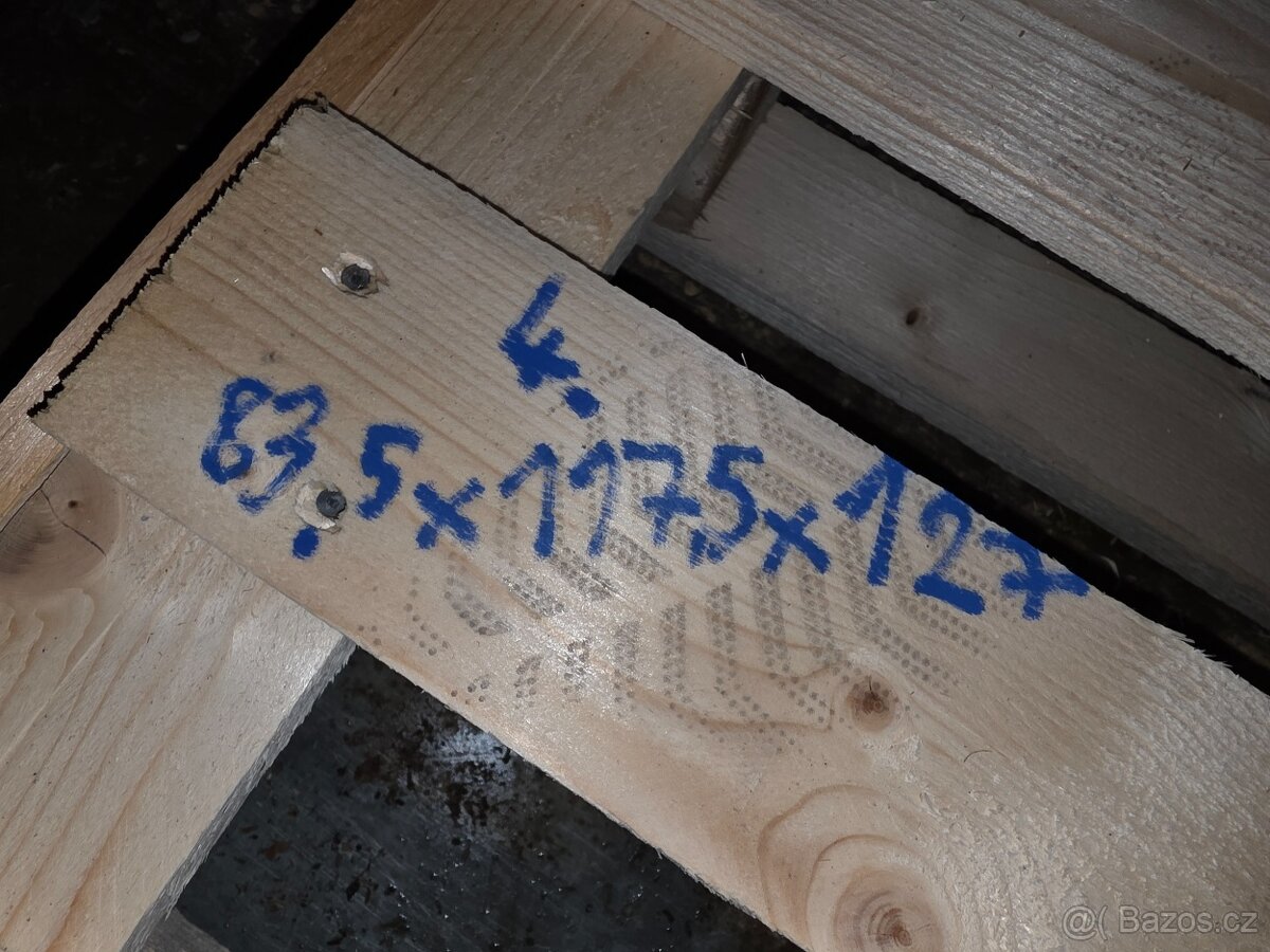 Dřevěný dřevník - 8