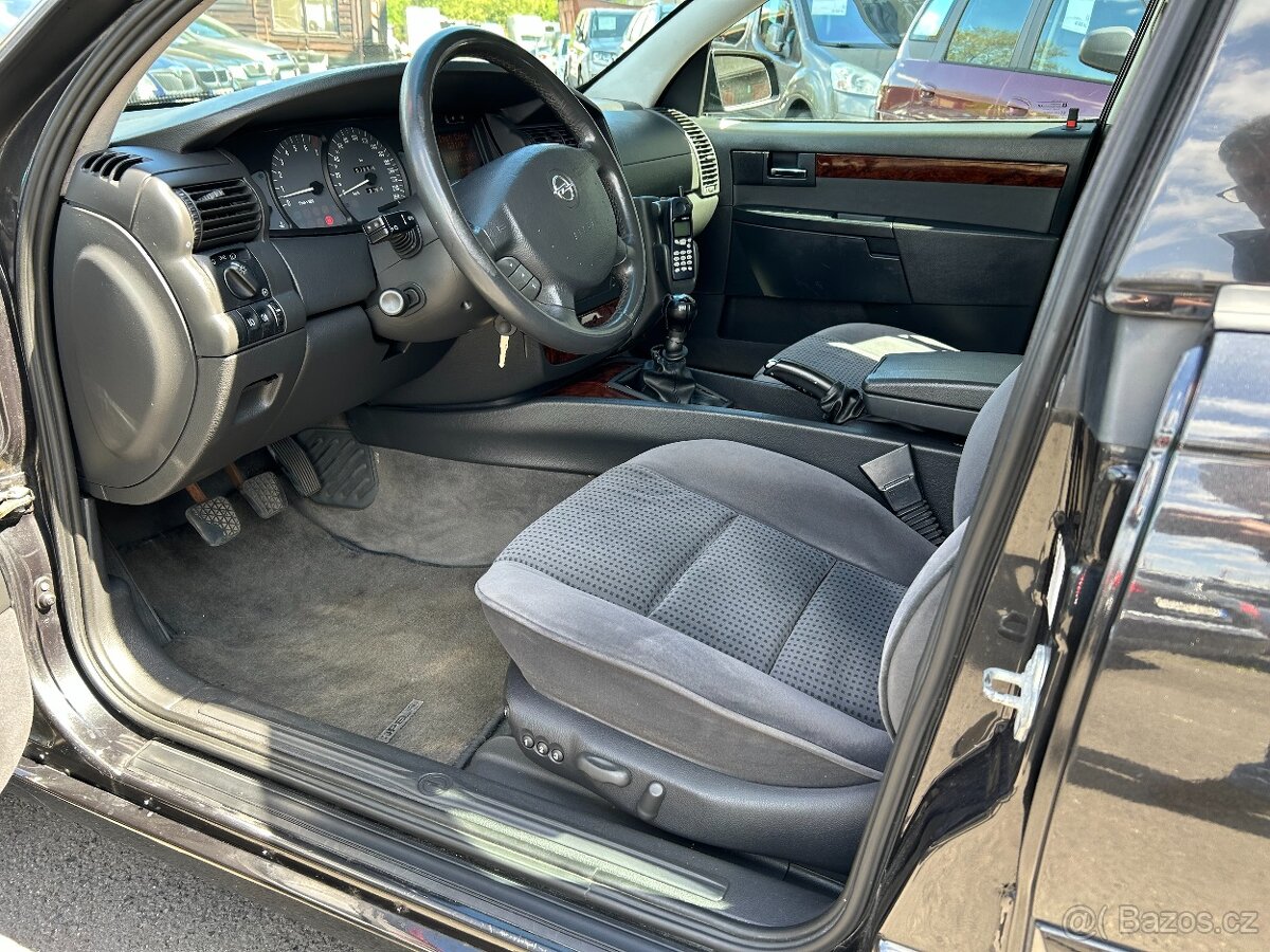 Opel Omega 3.0 MV6, ČR - 8