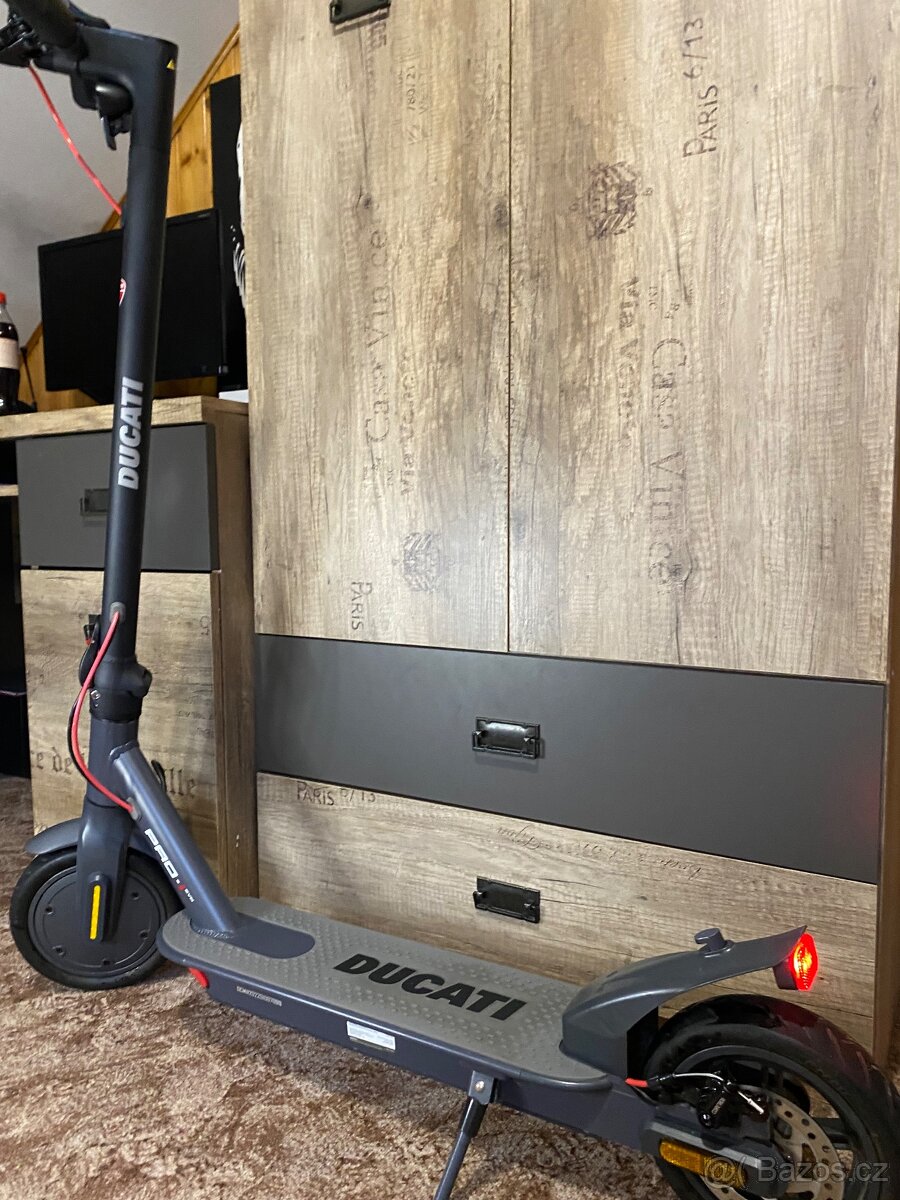Elektrokoloběžka Ducati PRO-I EVO - 8