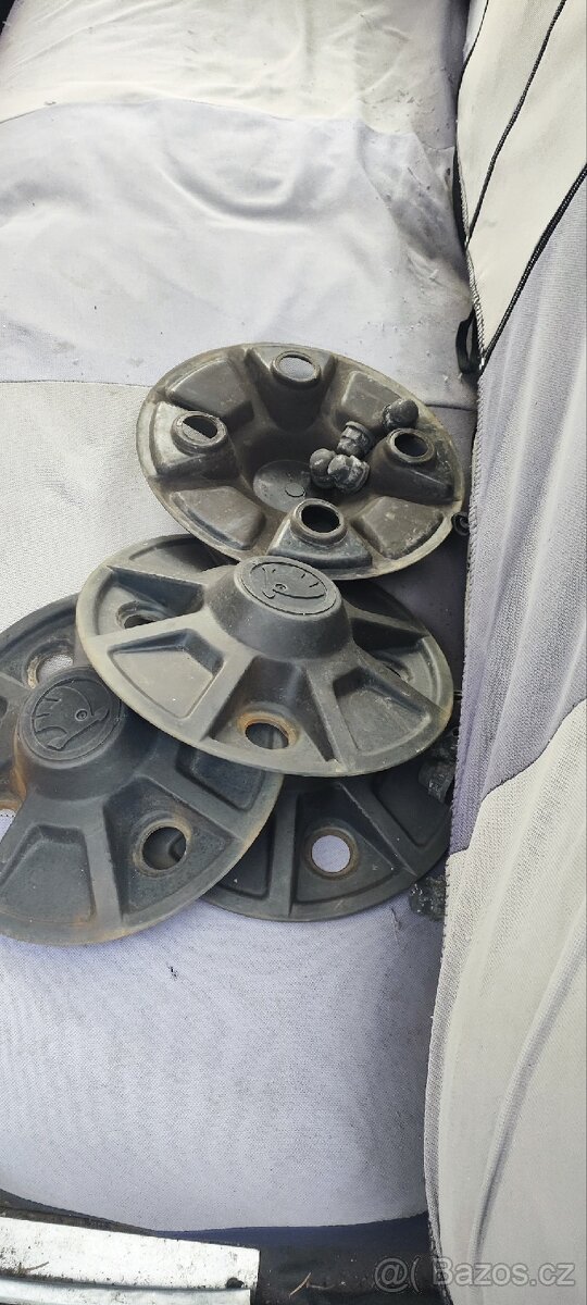 Skoda 105 S užovka - 8