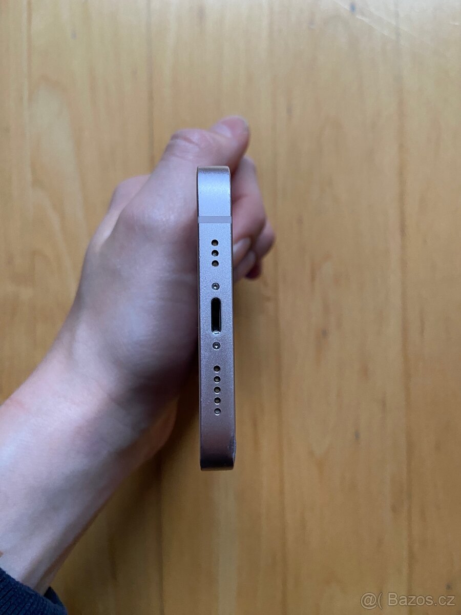 iPhone 13 | 128 GB | Super stav - 8