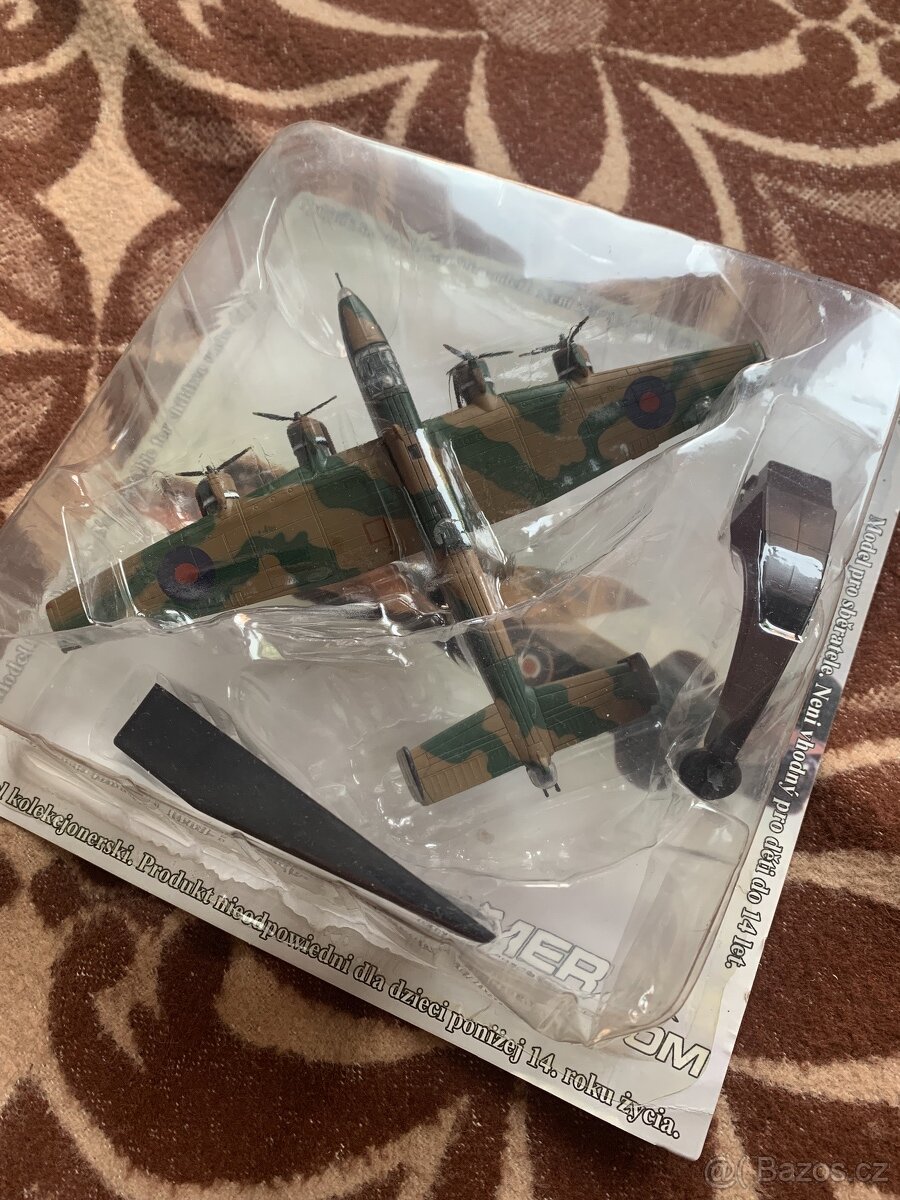 Modely letadel Amercom - 8