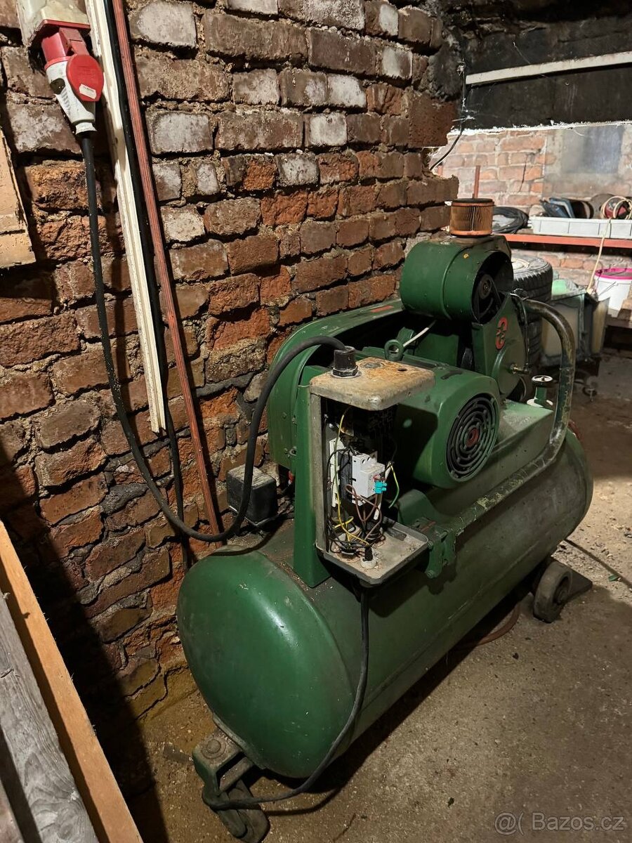 Kompresor MEZ Mohelnice (Orlík) - 8