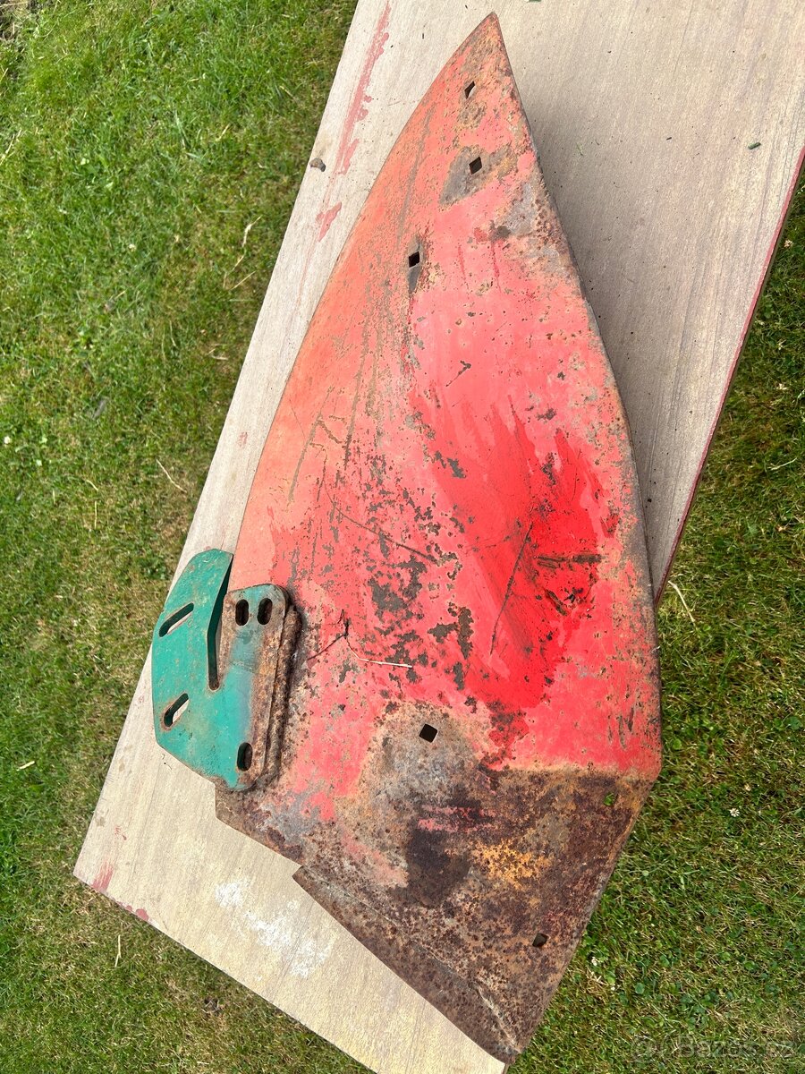 Odhrnovací desky pluh Kverneland 12” - 8