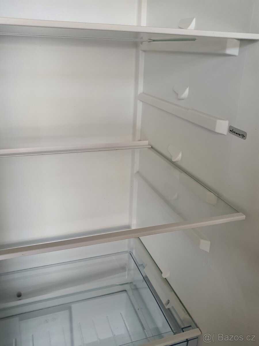 moderní lednice A++ Gorenje DOVOZ NA ADRESU - 8