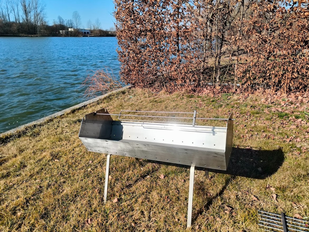 Ručně vyrobený nerezový gril MORAVA - 8