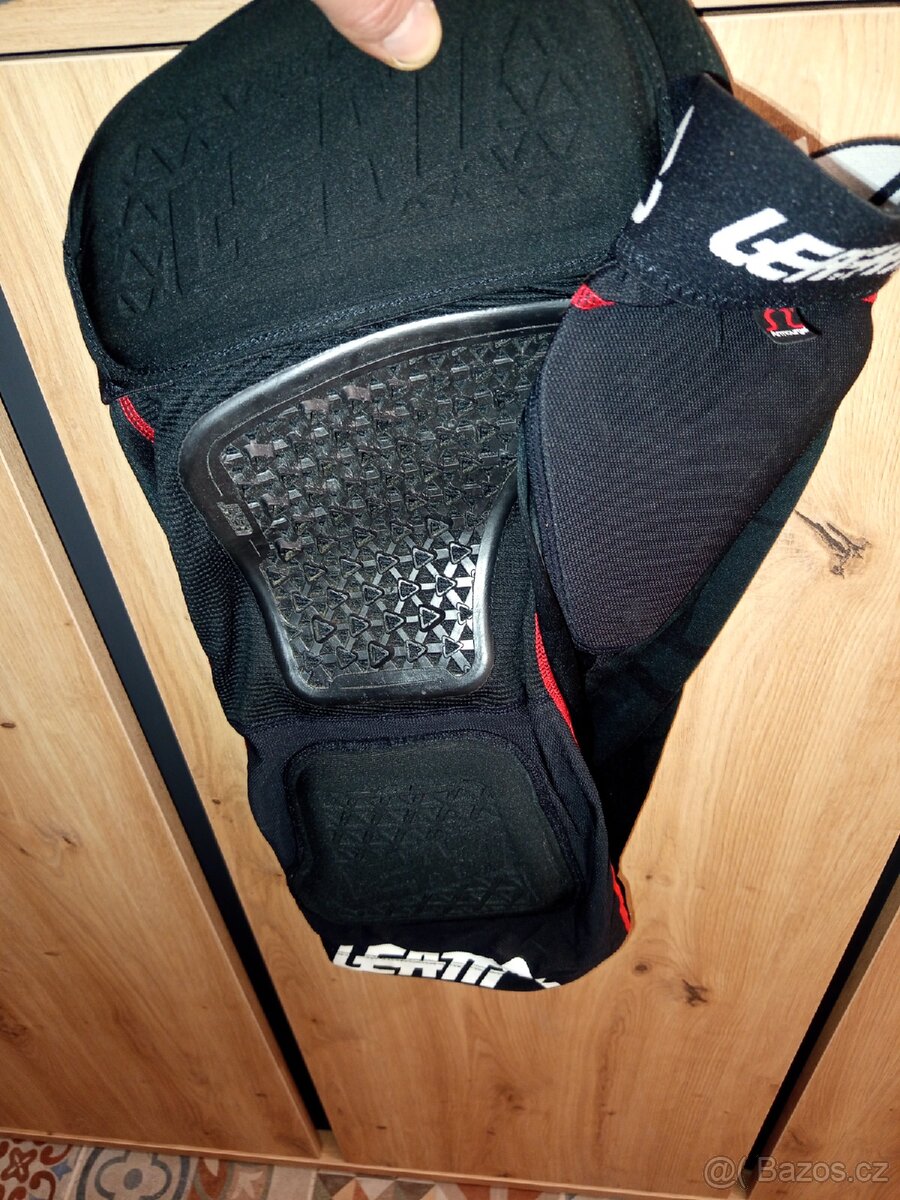 Motokrosové chrániče Leatt - 8