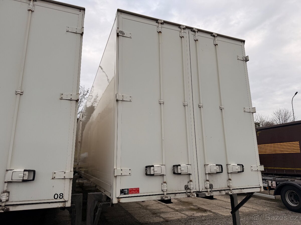 Skříň BDF vrata v přední i zadní části 7200 x 2600 x 2470mm - 8