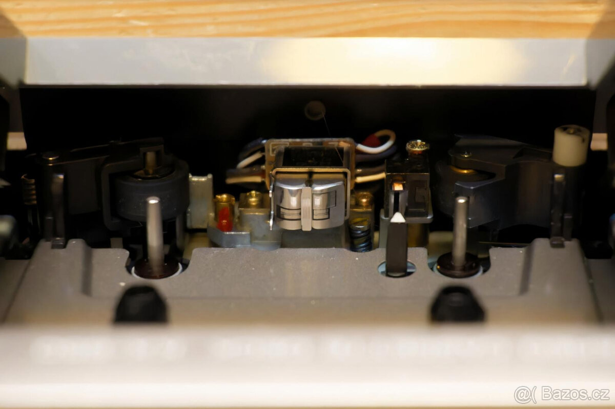 Tříhlavý tape deck YAMAHA KX-650 + originální DO - 8