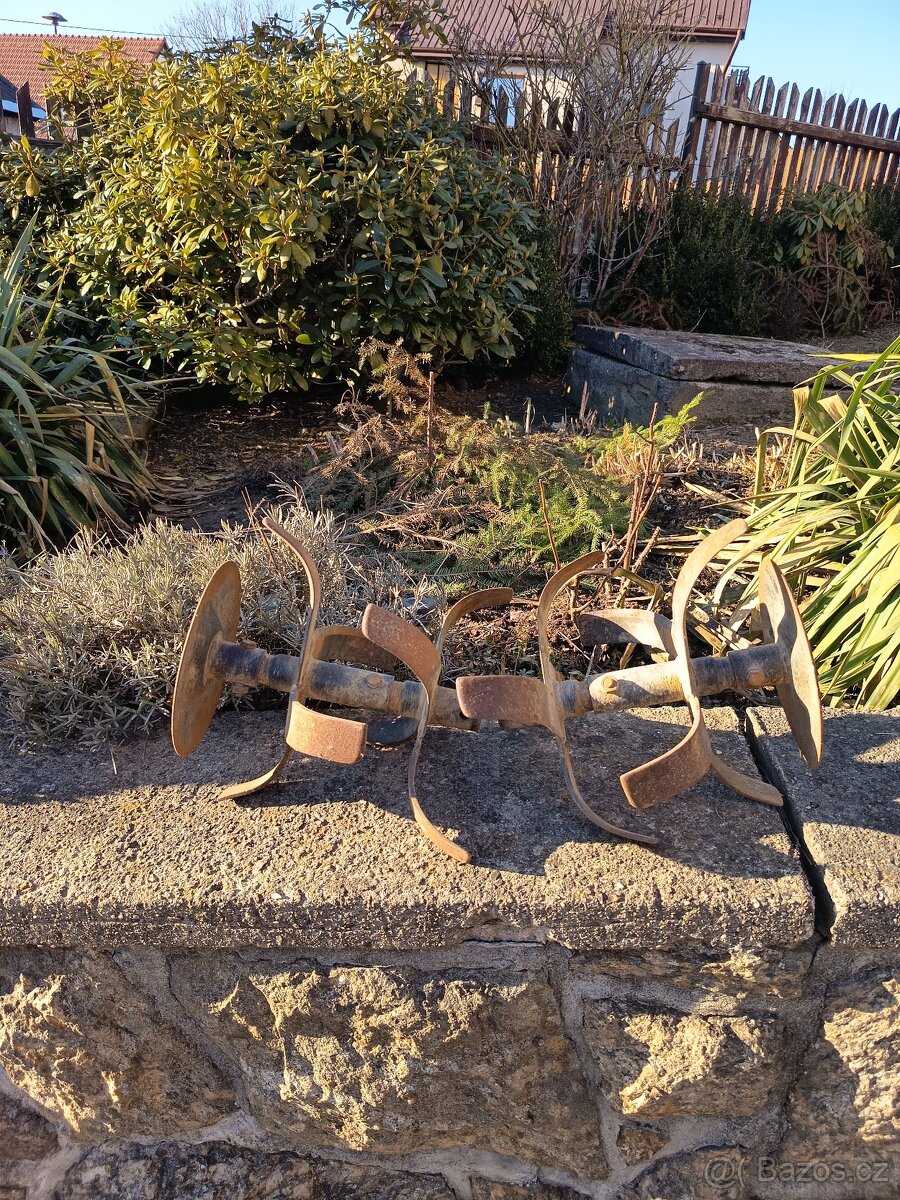 Prodám kultivátor - 8