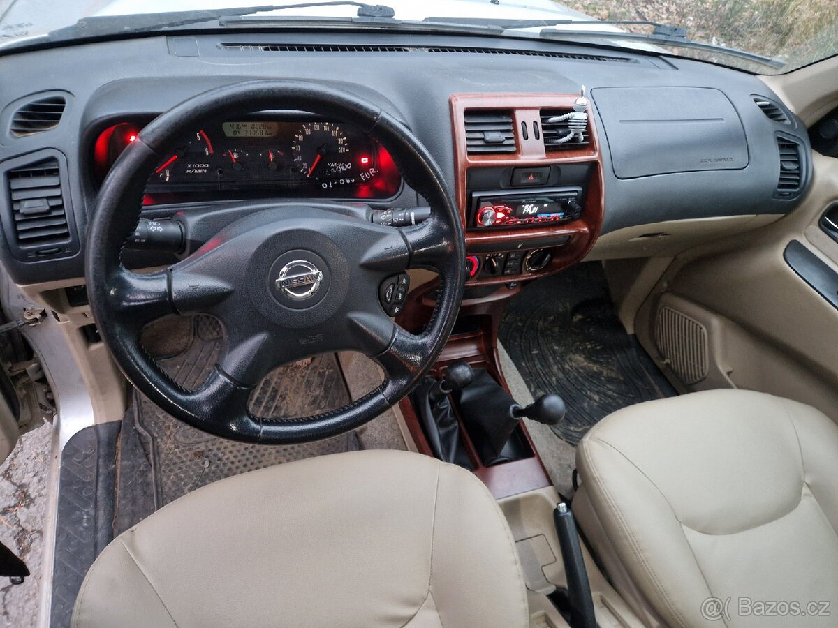 Nissan Terrano 3.0 di 113kw - 8