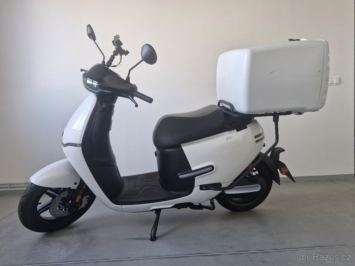 Horwin EK3 s delivery boxem - 8