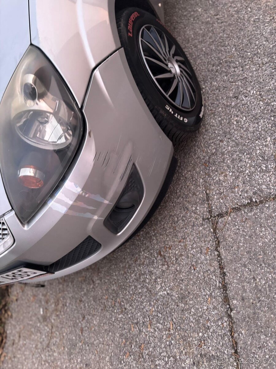 Ford fiesta 1.3 51kw - 8