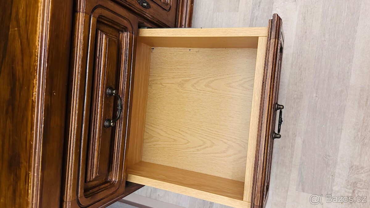 Rustikální komoda - 8