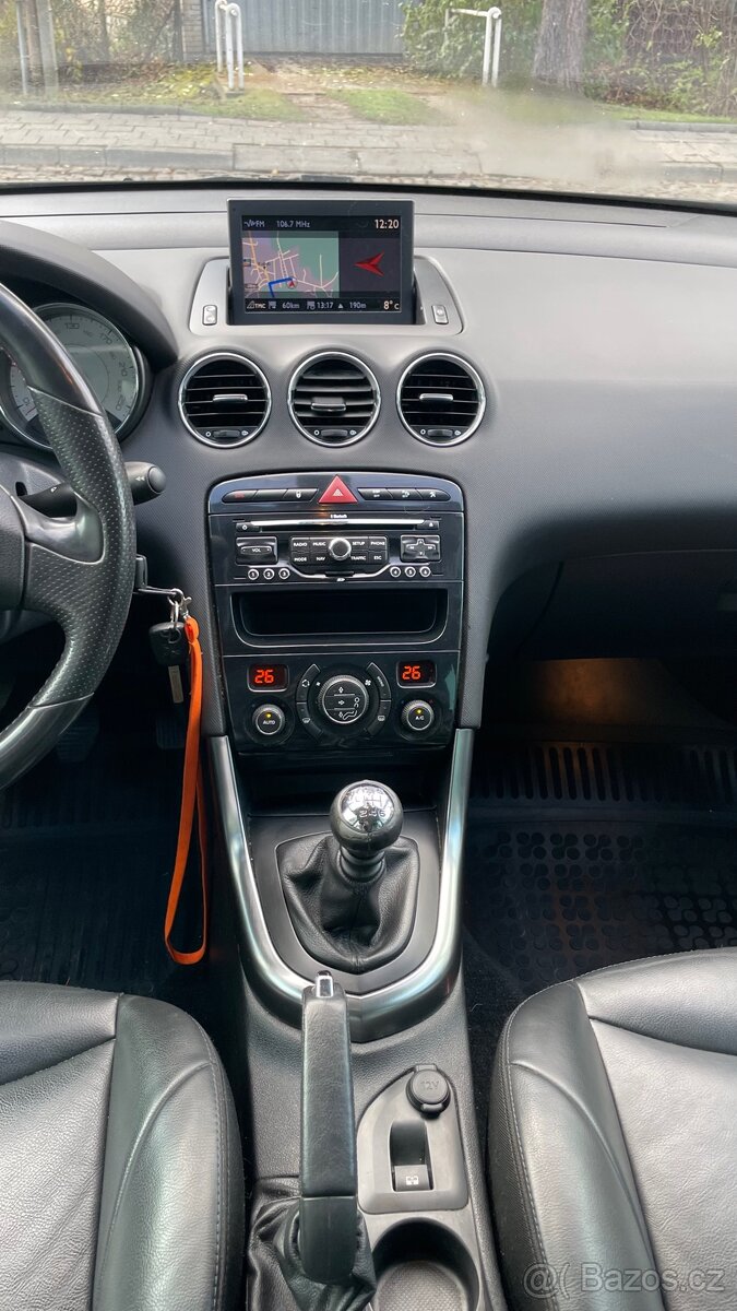 Peugeot 308 SW, 1.6 HDI, 7 míst, top výbava - 8