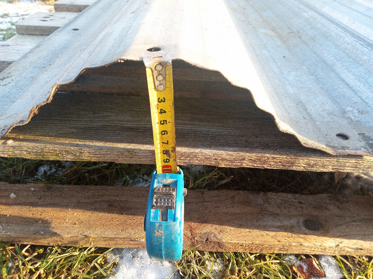 VLNITÝ PLECH Z PLECHOVÉ HALY - 8