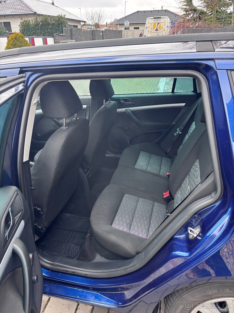 Škoda Octavia II 1.6 MPI - 8