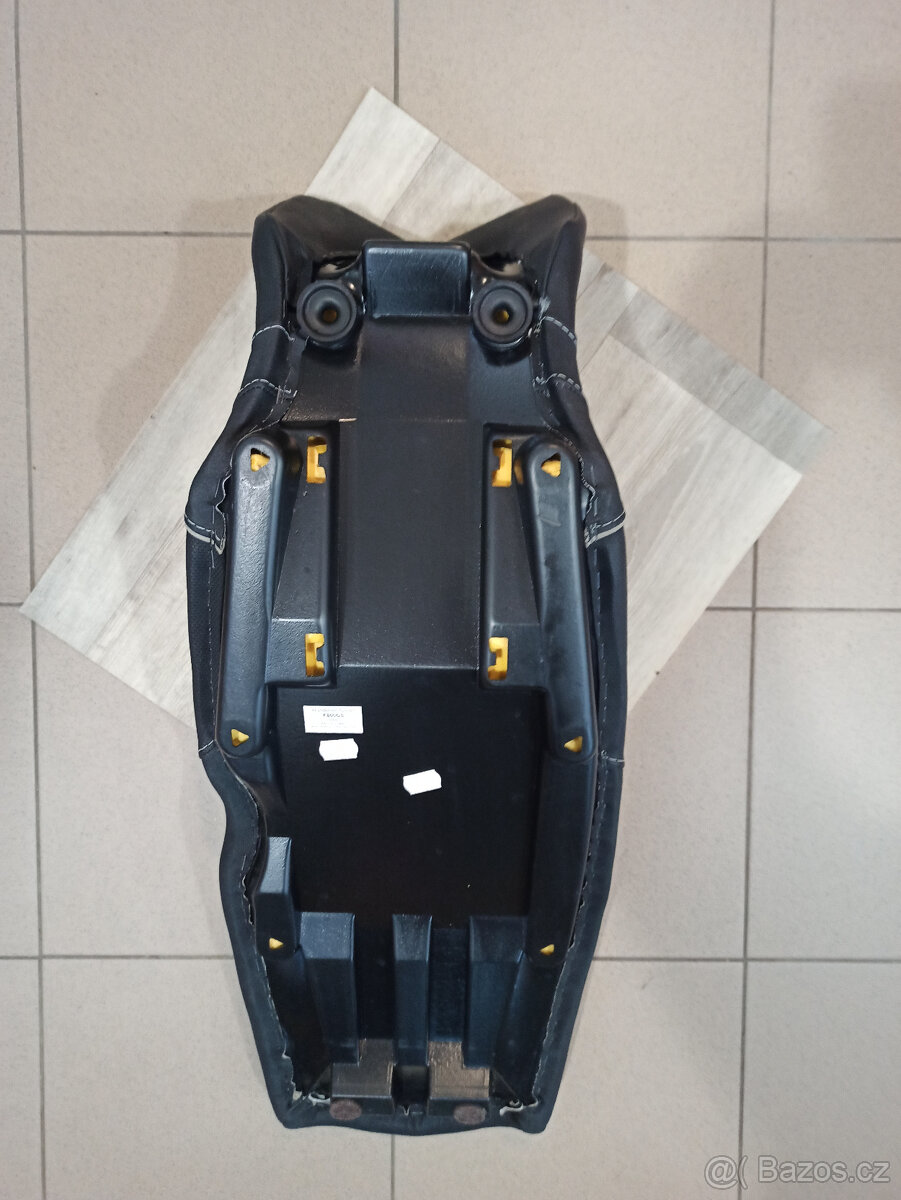 Sedačka Wunderlich na BMW - 8